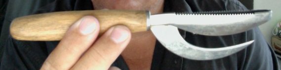 Leon knife.jpg