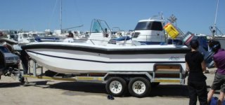 Admiral 21 ft on trailer.jpg
