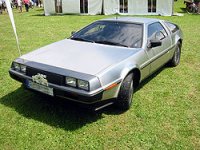 250px-Delorean_dmc12_front.jpg