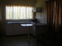 8 kitchen.JPG